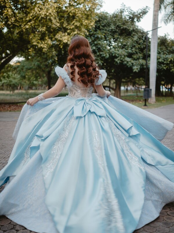 Vestido midi plisado en marfil